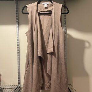 Waterfall sleeveless cardigan/vest.